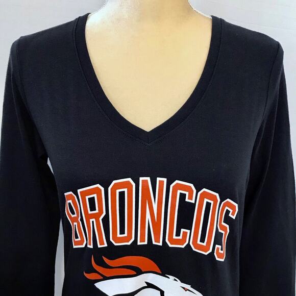47 NWT NFL Broncos Long Sleeves Top Size S - Picture 2 of 11